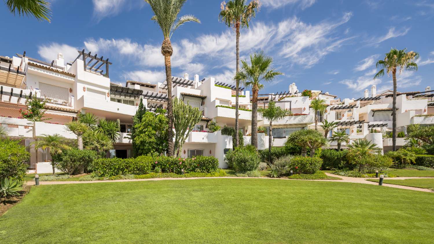 Apartamentua salgai in Estepona